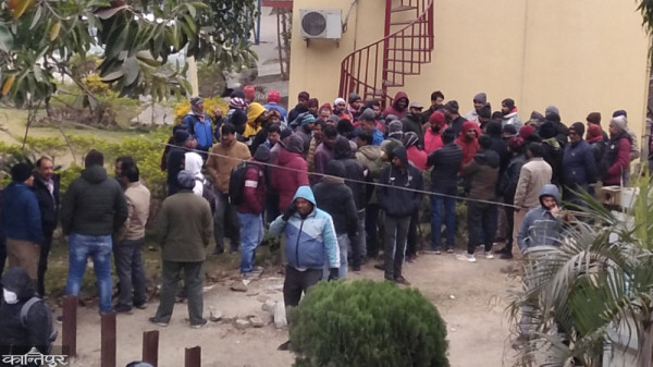 काममा फर्किए सिर्सिया सुक्खा बन्दरगाहका भन्सार एजेन्ट, प्रतिनिधि