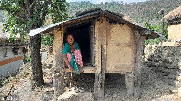 हटेन छाउपडी, गाउँ पुगेकी शिक्षिकाले नै पाइनन् कुप्रथाविरुद्ध साथ