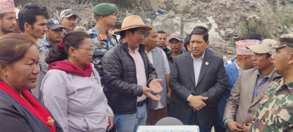 बाढीको क्षति अवलोकन गर्न उपप्रधानमन्त्री श्रेष्ठ मुस्ताङमा